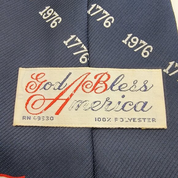 VINTAGE Bicentennial Collection Necktie Blue 1776 1976 Bicentennial USA Flag Tie - Picture 4 of 4